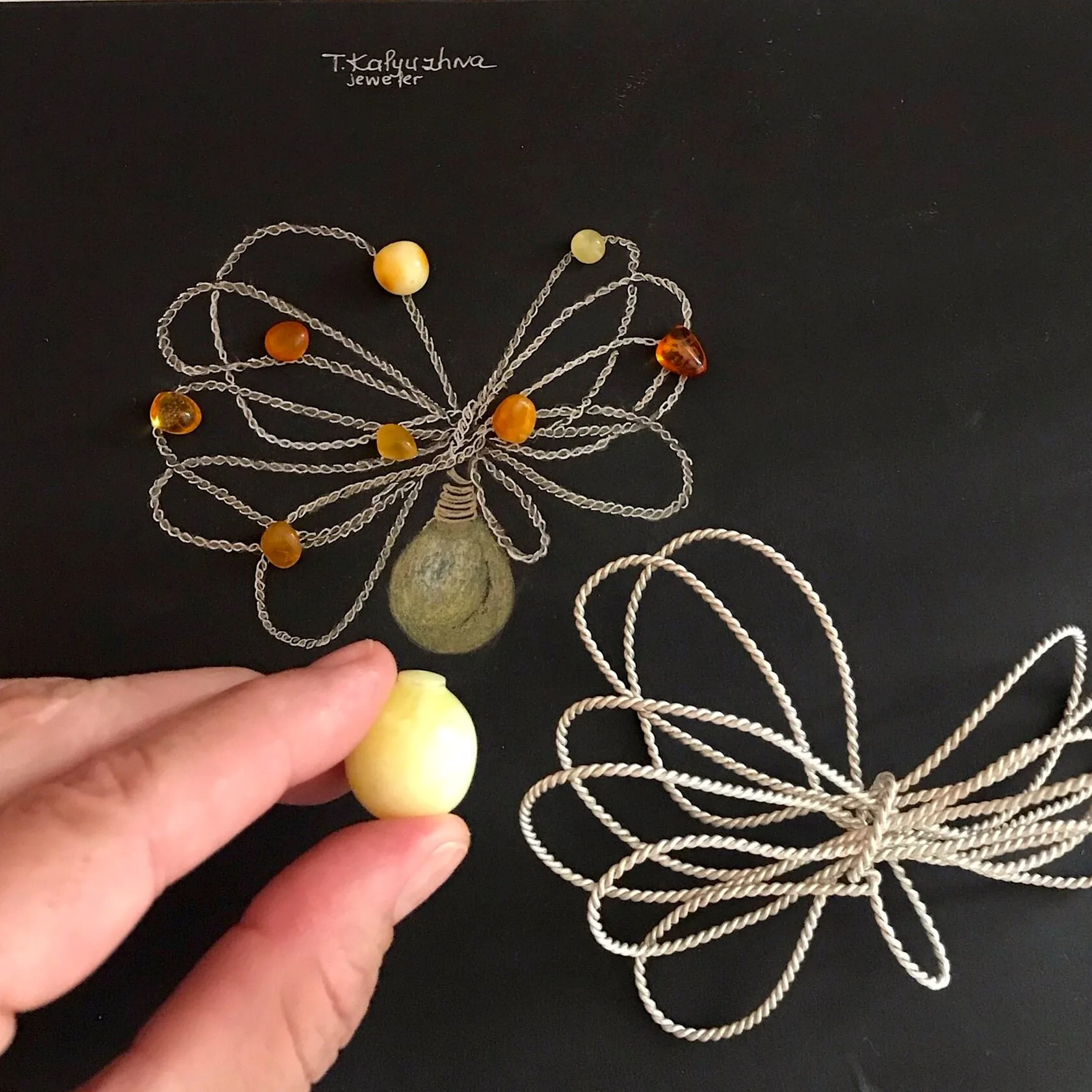 BROOCH LAMP BULB SKETCH